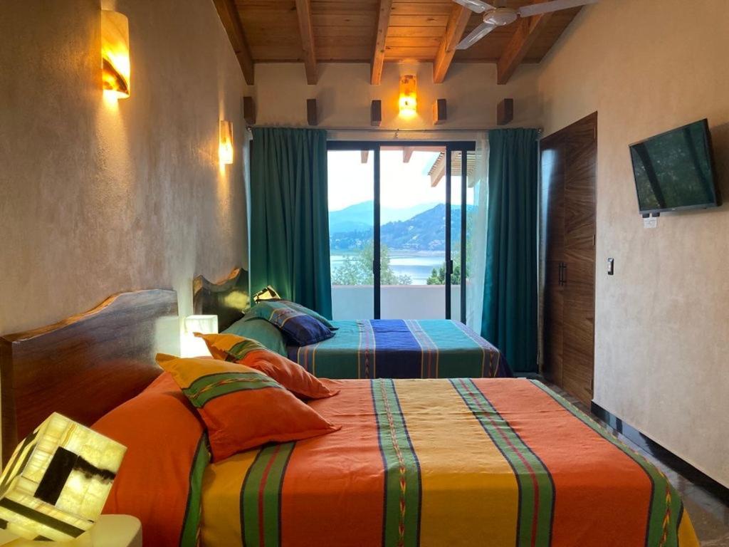 Hospedaje Anturios Valle De Bravo Ngoại thất bức ảnh